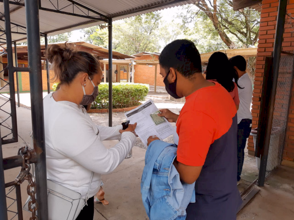 Enem tem abstenção recorde de 51,5%