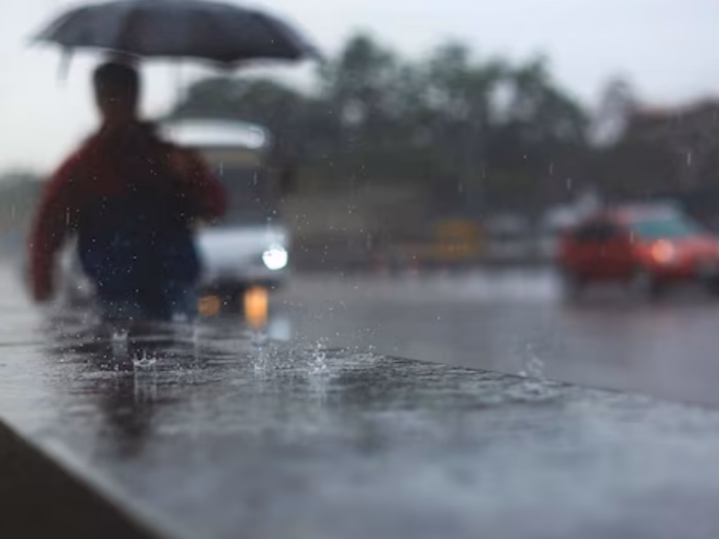 Após chuva intensa, Defesa Civil segue em alerta