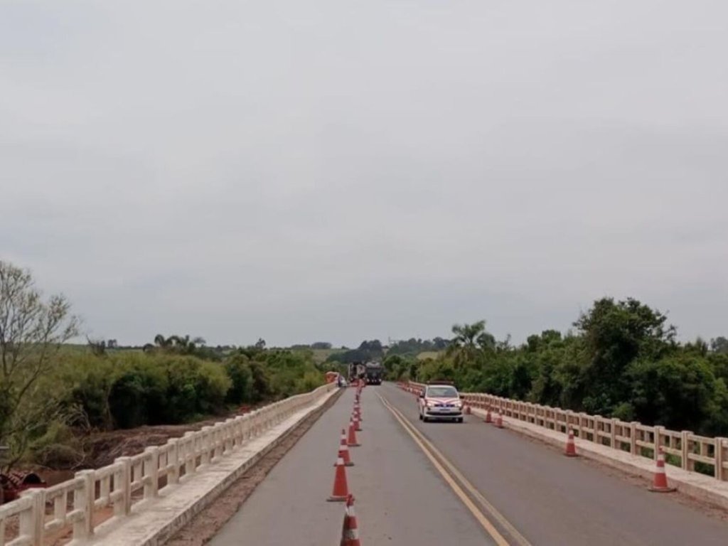DNIT restringe tráfego de veículos pesados na Ponte do Salso, na BR-290/RS