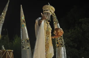 Segunda noite leva à avenida a tradição das religiões de matriz africana