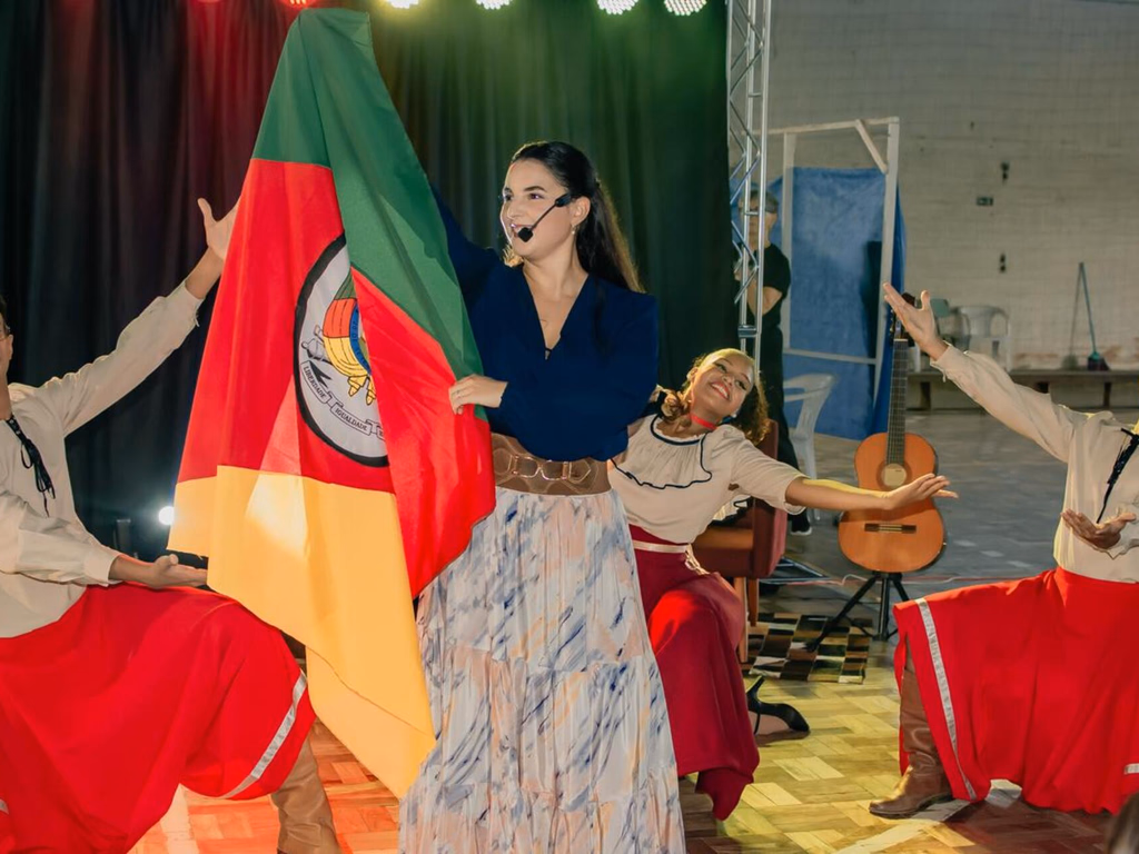 Nicole Carrion traz “O Musical Gaúcho” para Uruguaiana neste sábado