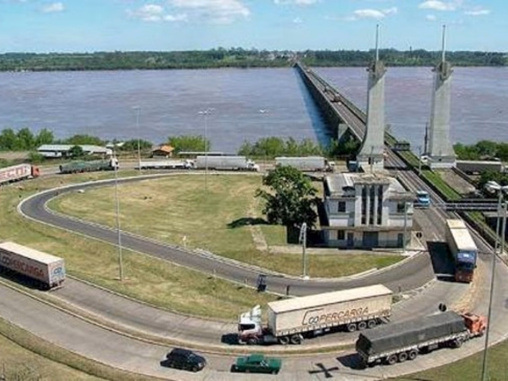 Egídio solicita policiamento 24h na área da aduana