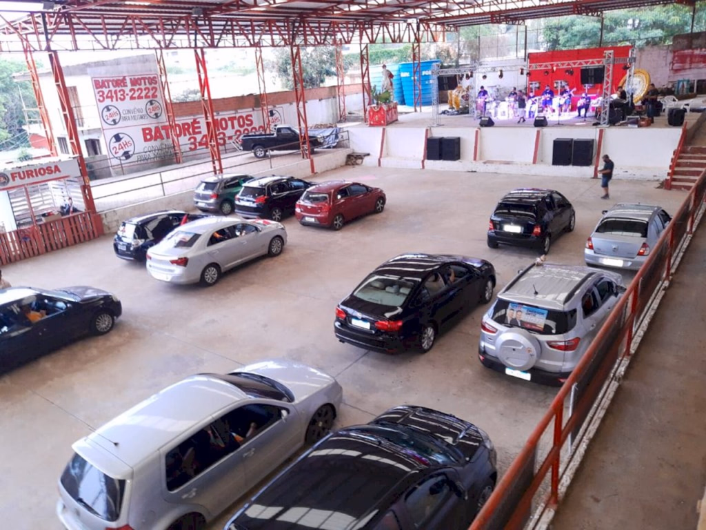 Cova da Onça realiza samba drive-in