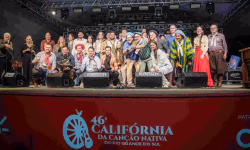 Escolas de samba realizam ensaios e festas neste fim de semana 