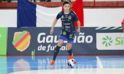 Celemaster joga em Buenos Aires contra a seleção argentina