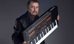 Chris Packham faz um apelo a Taylor Swift sobre o uso de jatos particulares