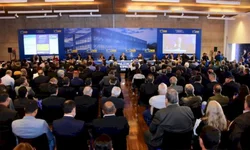 Câmara rejeita contas de Schneider