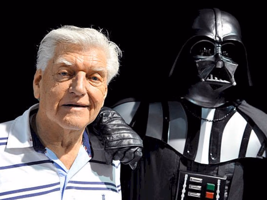 Morre David Prowse, interprete de Darth Vader