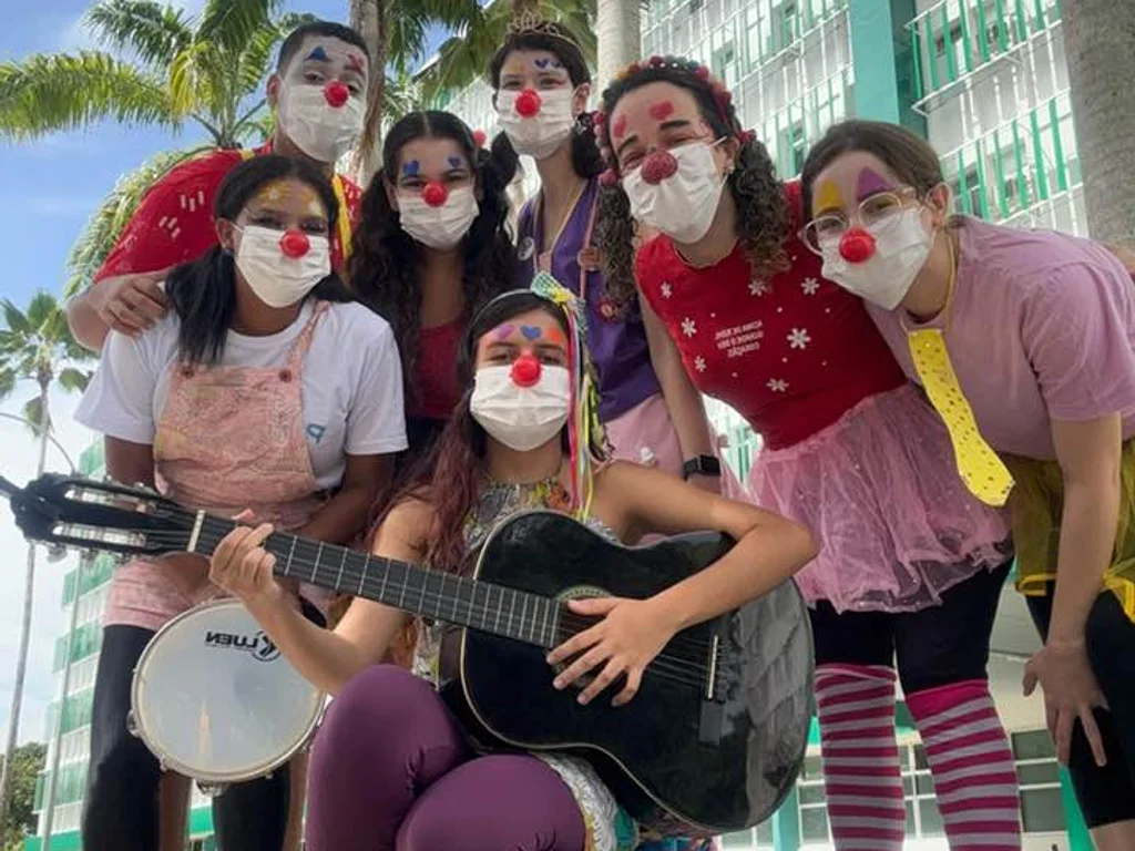 PalhaSUS do Pampa leva ação cultural a lar de idosos 