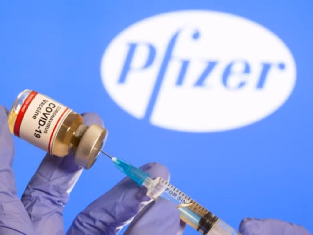 Vacina bivalente da Pfizer aguarda aprovação no Brasil