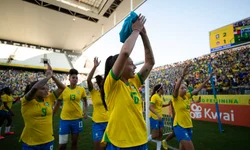 Bia Haddad faz história e será 1ª brasileira top 10 do mundo