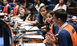 10ª CRE promove formação pedagógica sobre o Novo Ensino Médio