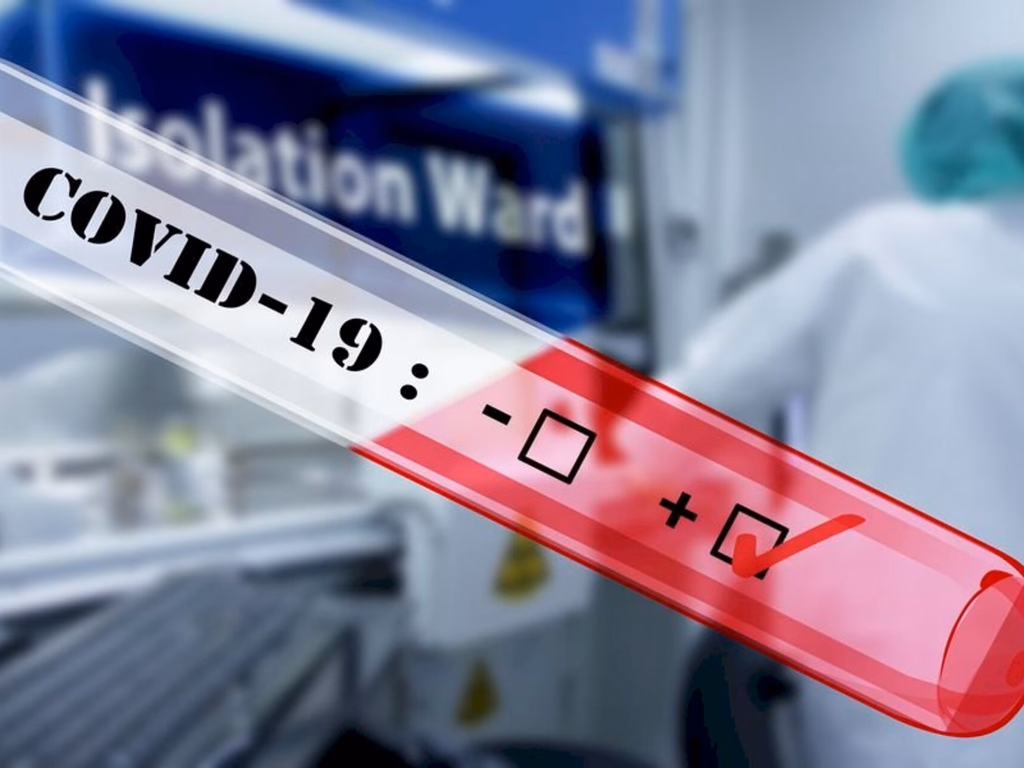 Pessoa com covid-19 pode pedir reaplicação até sábado