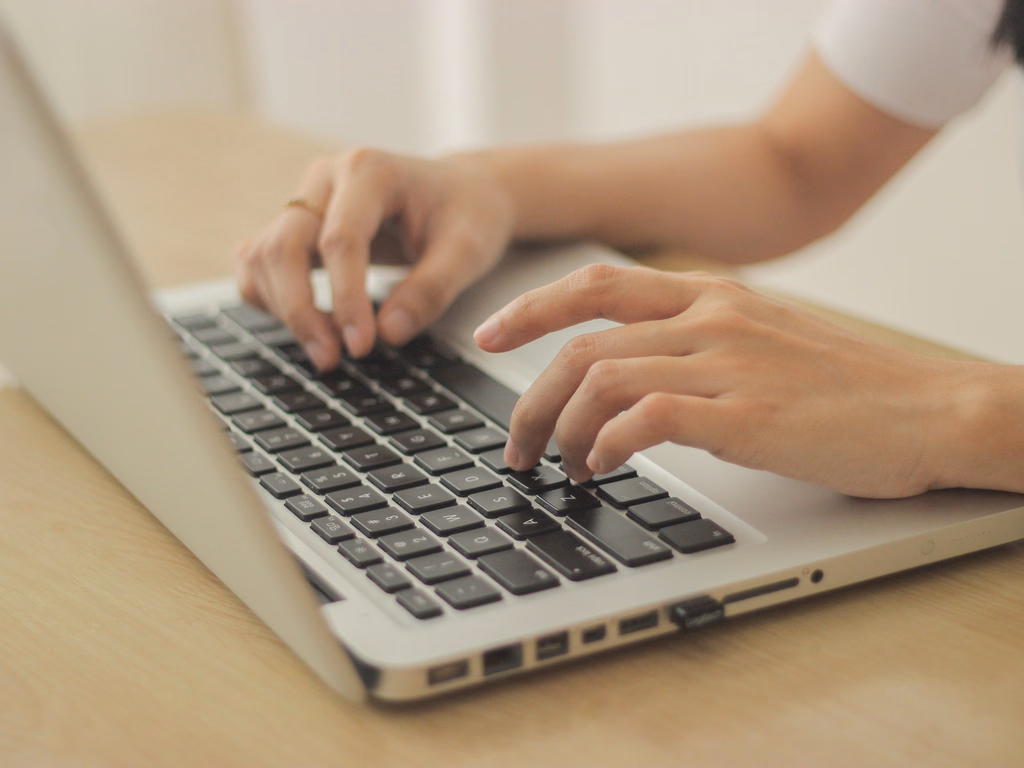 Gaúchos terão acesso a consultas médicas gratuitas por videochamada