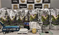 Contrabandistas são flagrados com armas, munições e agrotóxicos