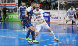 Na despedida de Cabeça, Uruguaianense enfrenta o Horizontina Futsal