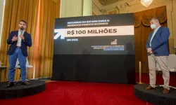 Bolsonaro sanciona Orçamento 2022 com vetos parciais e aumento a servidores