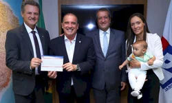 Onyx Lorenzoni se filia ao PL