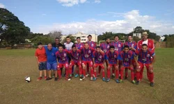 Grêmio empata e recebe troféu no torneio
