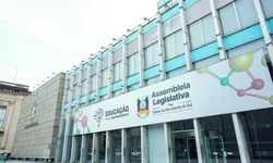 PL propõe prisão de até 40 anos para quem ‘atentar’ contra ministros ou presidente