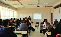 Processo de escolha das obras didáticas para 2019 segue até segunda-feira