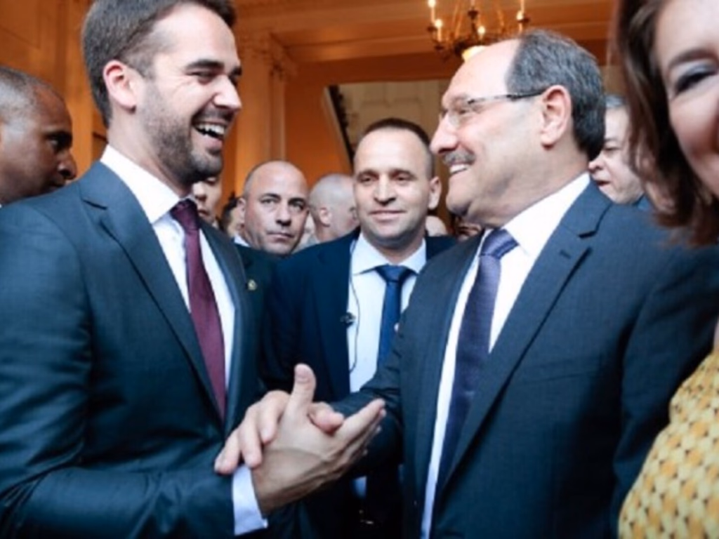 Leite e Ranolfo tomam posse em cerimônia no Piratini