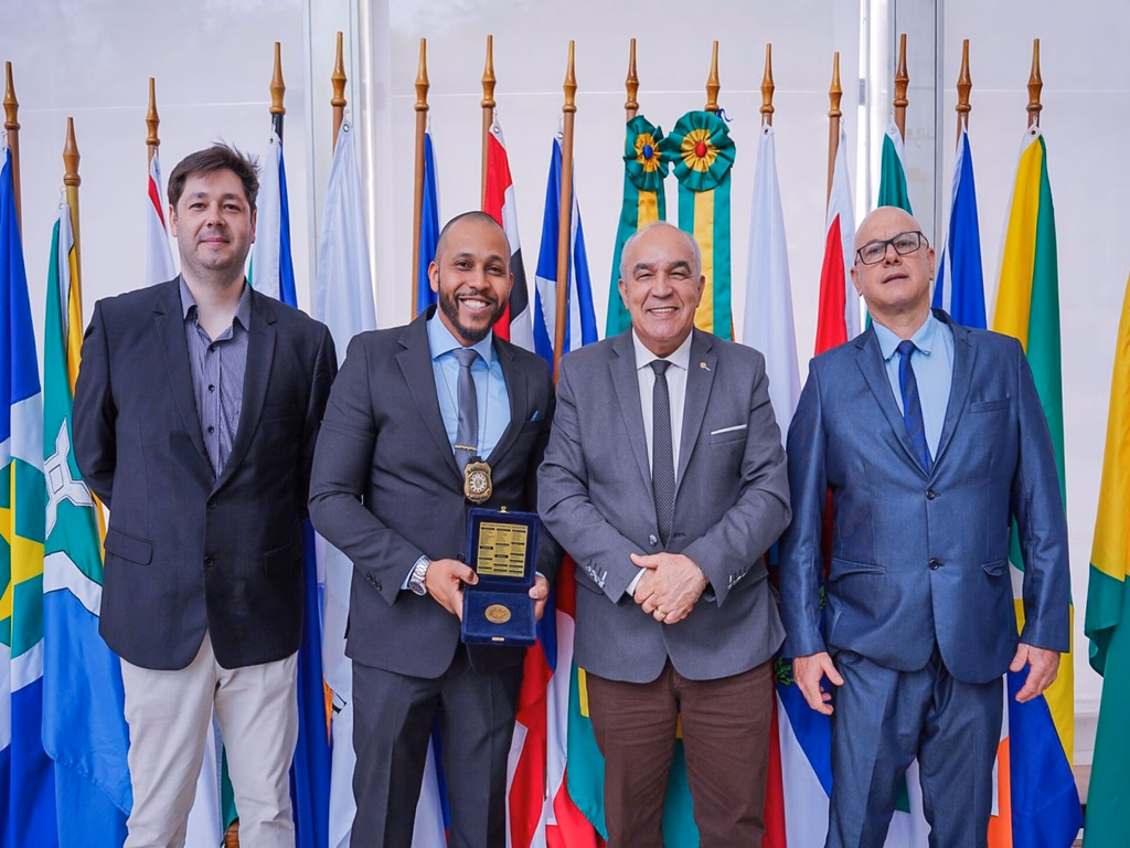 Delegado de Uruguaiana recebe honraria por operação “Arroz de Ouro”