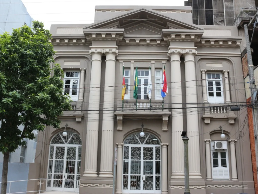 Projeto que prevê pagamento de horas-atividades será desarquivado