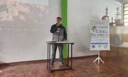 Município fornece cordão de girassol para identificar deficiência oculta