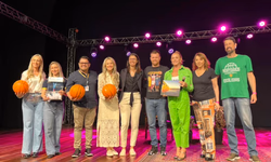 Projeto já distribuiu mais de 100 casas volantes