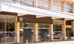 Motorista é preso em flagrante por embriaguez após colidir em muro