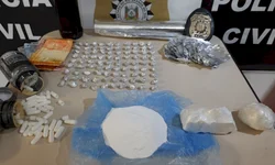 Homem é preso com 91 porções de cocaína