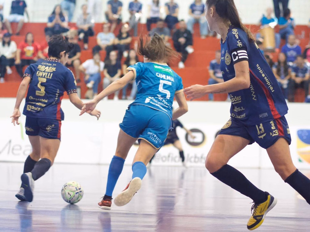 Celemaster é eliminada no formato mata-mata