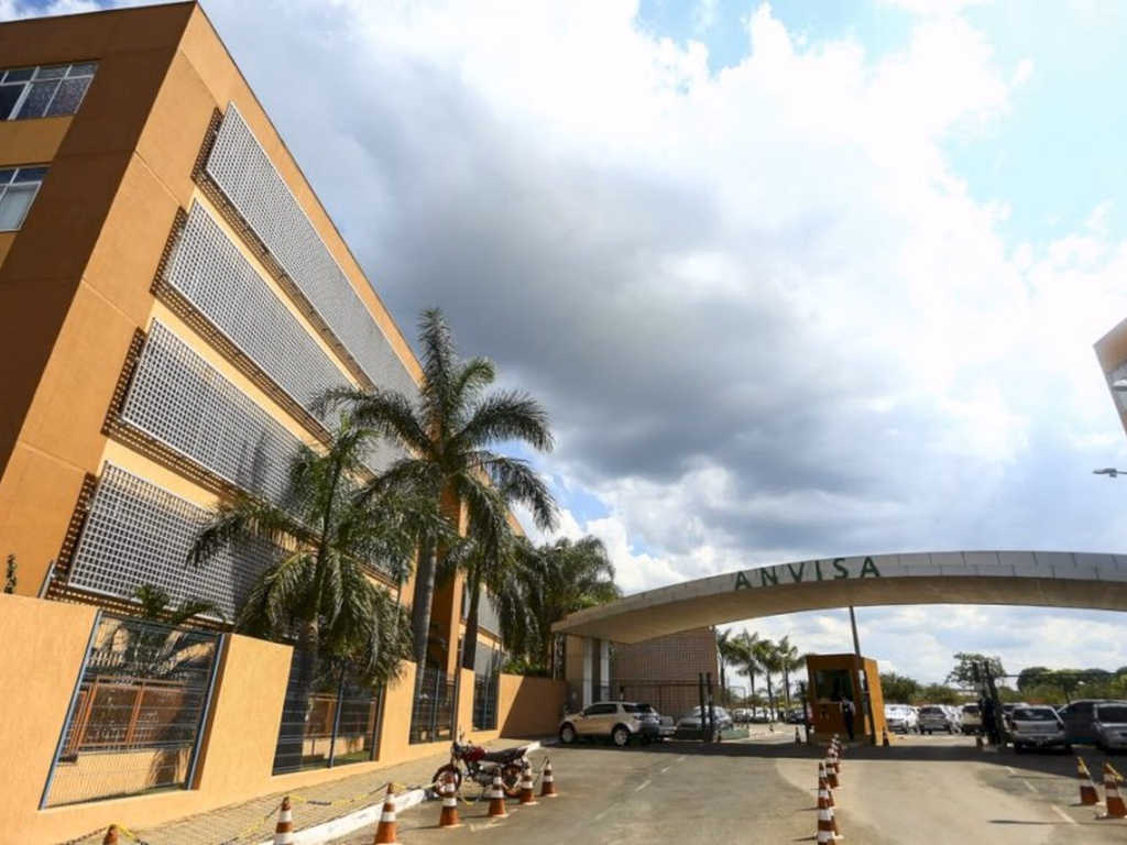 Anvisa aprova vacina bivalente contra covid-19