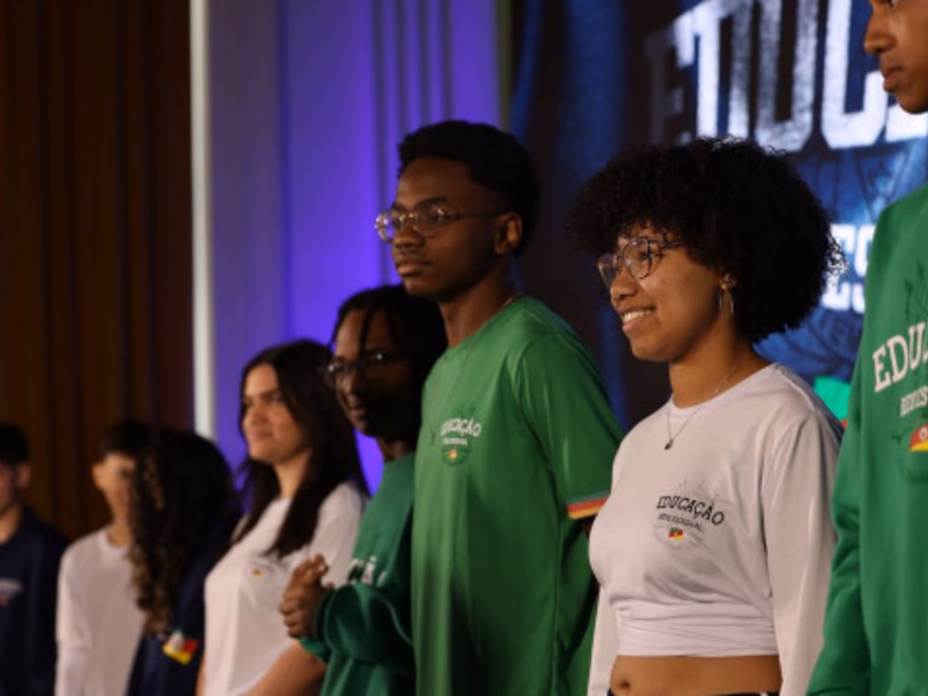 Prazo para matrículas na rede estadual termina neste domingo