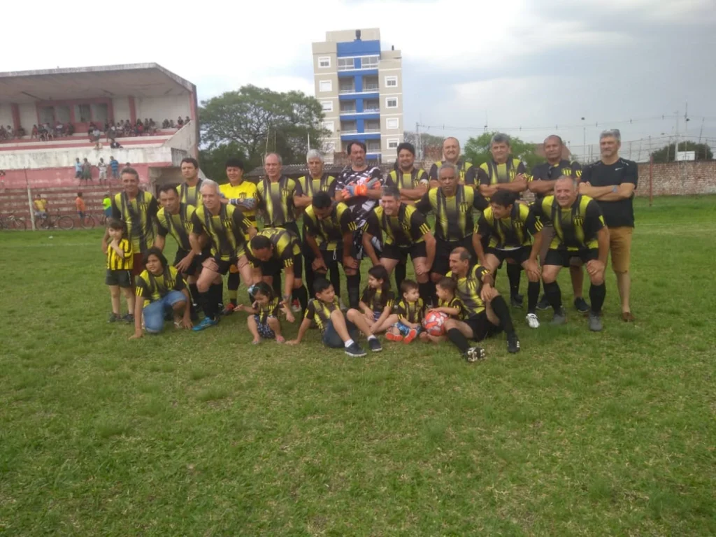Uruguaiana goleia e larga na frente no quadrangular