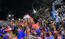 Chucha leva o Brasil Sertanejo para avenida