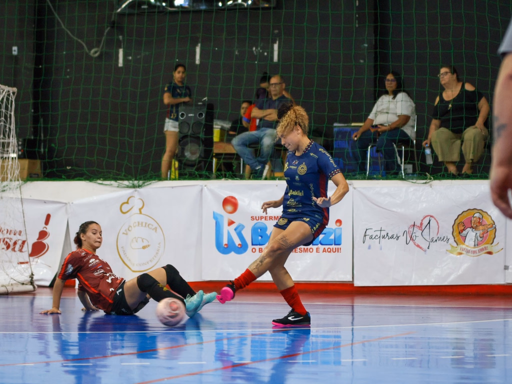 Clássico apimenta início da semifinal da Liga Gaúcha de Futsal Feminina