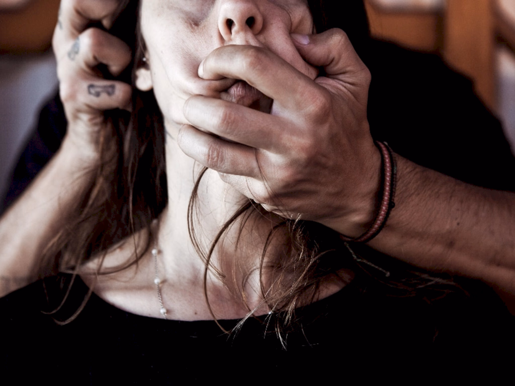 Mais de 90% das vítimas de ataques a jornalistas são mulheres