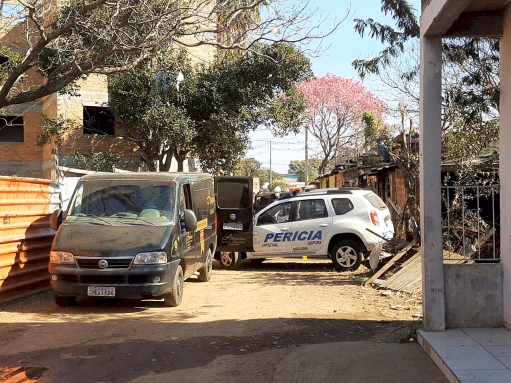 Incêndio mata dois homens no bairro São João