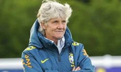 Neymar é expulso após agredir jogador