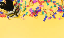 Avião retorna ao aeroporto após colisão com pássaro