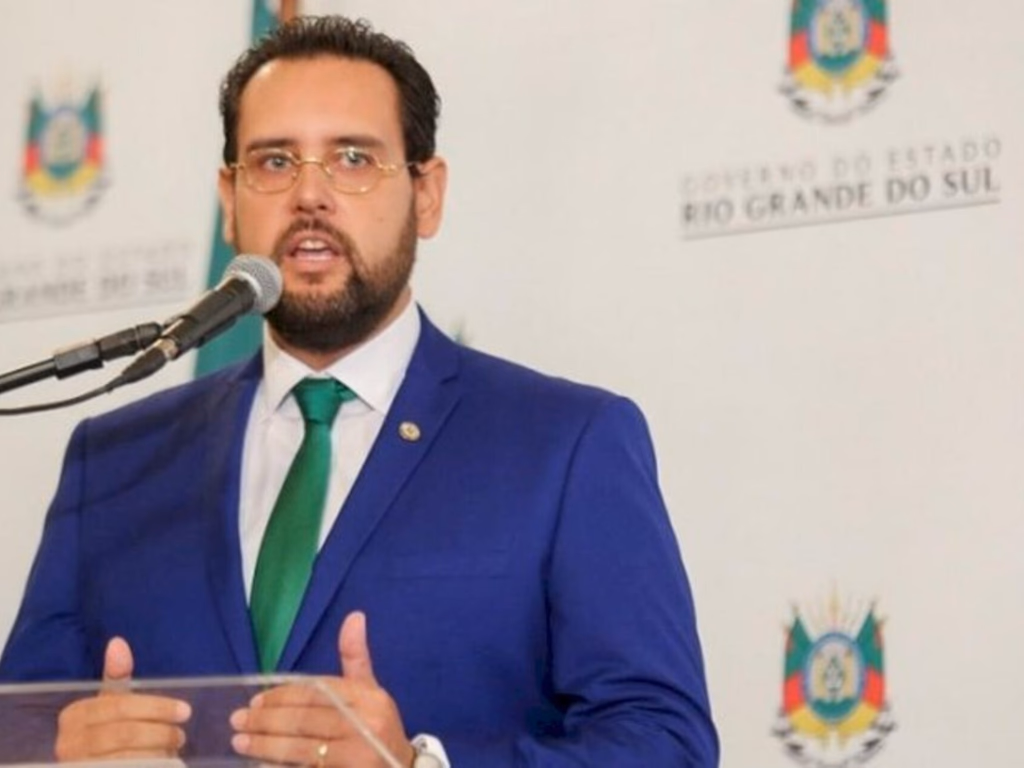 CCJ aprova cassação do deputado Ruy Irigaray