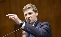 Leite garante recursos para saúde é maquinas para auxiliar os municípios