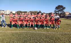 PSG perde partida mas se mantém na liderança