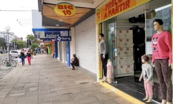 Guedes confirma quatro grandes privatizações em três meses