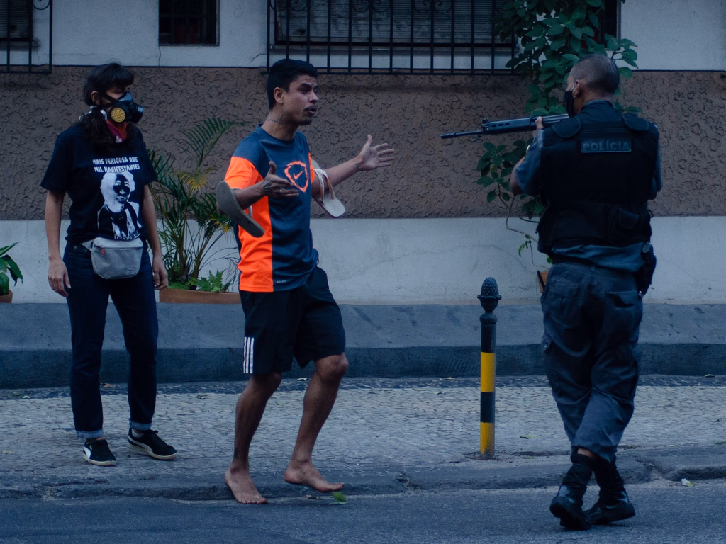 Atendimentos envolvendo violência policial aumentam 41%