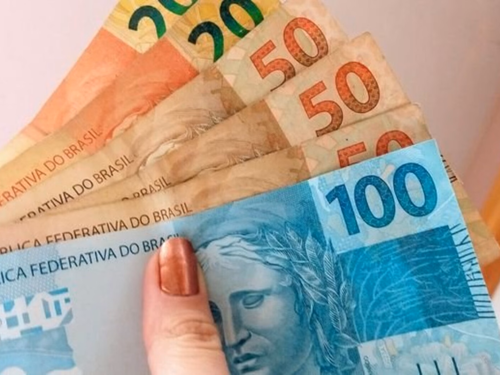 Estado divulga calendário de pagamento da folha de outubro