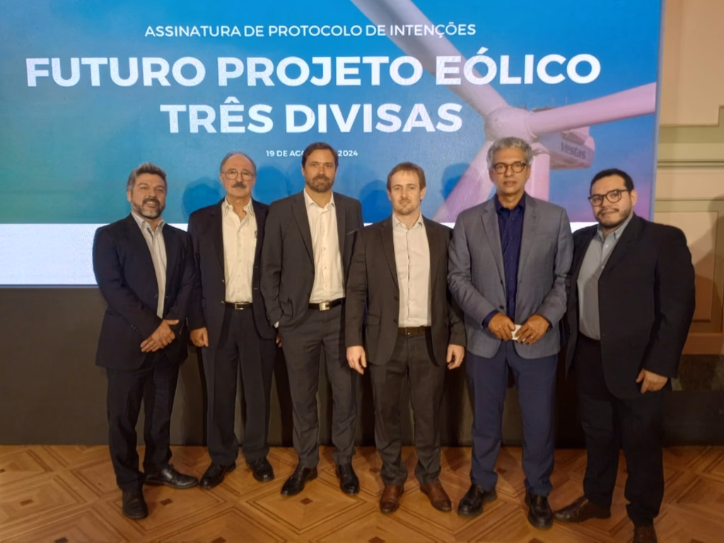Governo assina protocolo para instalação de usina eólica Três Divisas