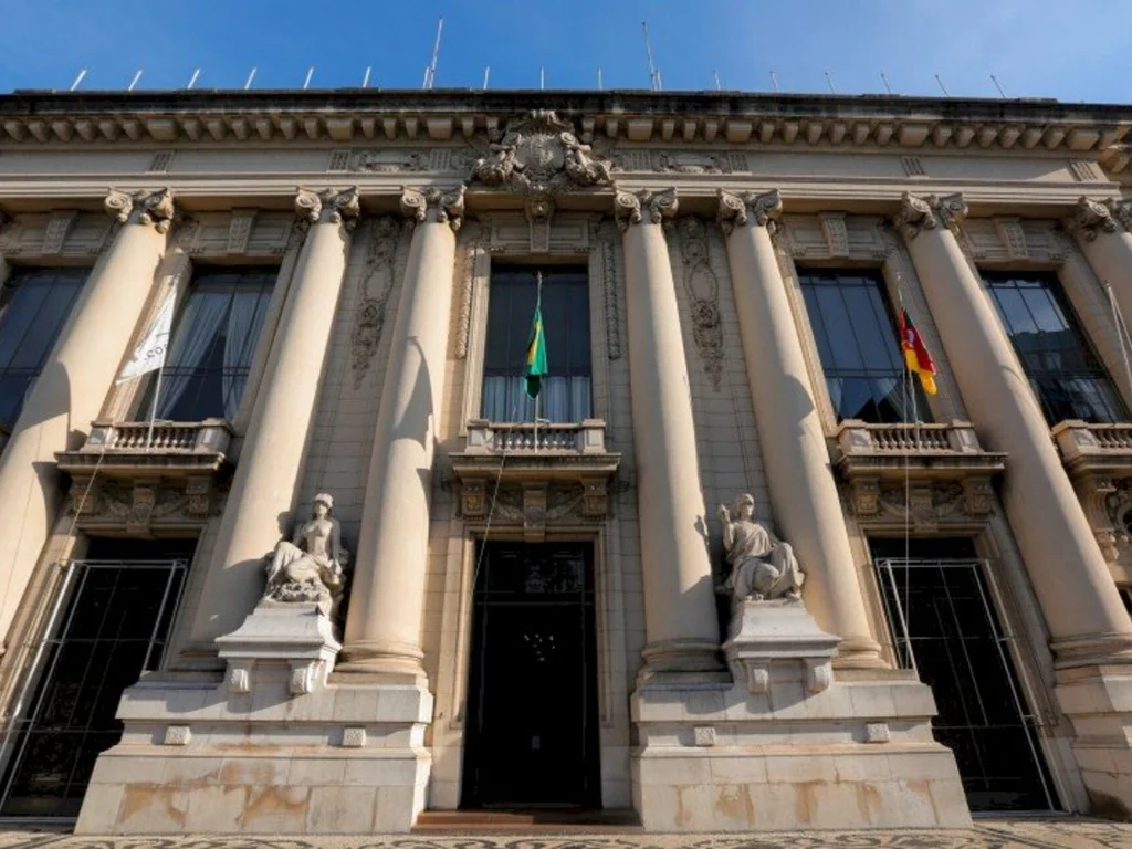 Estado acumula superávit de R$ 2,8 bilhões até junho